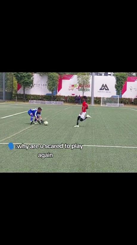 惡劣！這孩子可以終身禁止踢足球了